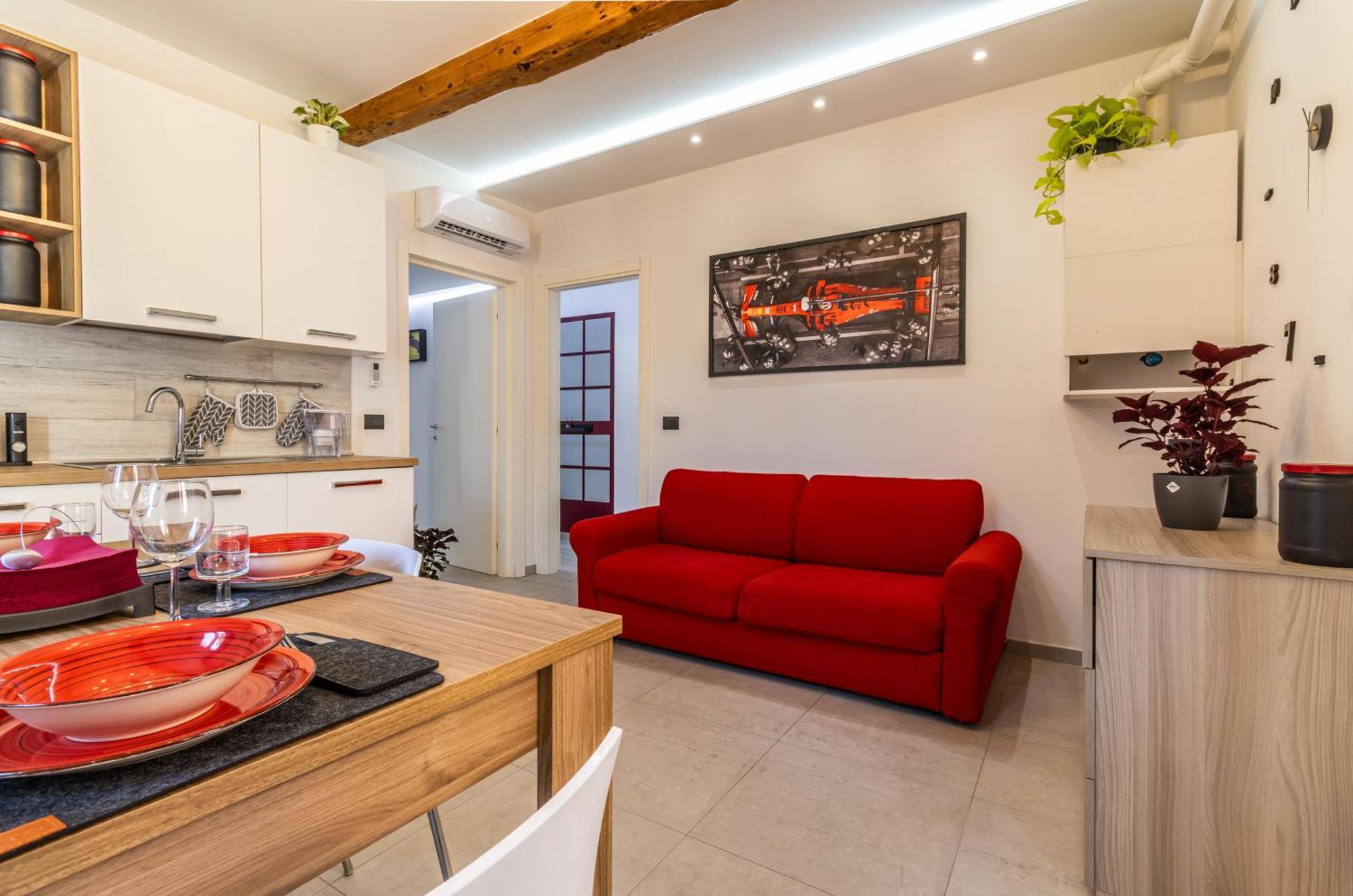 Enzo Ferrari Museum -wifi, Train Station And Parking Apartamento Modena