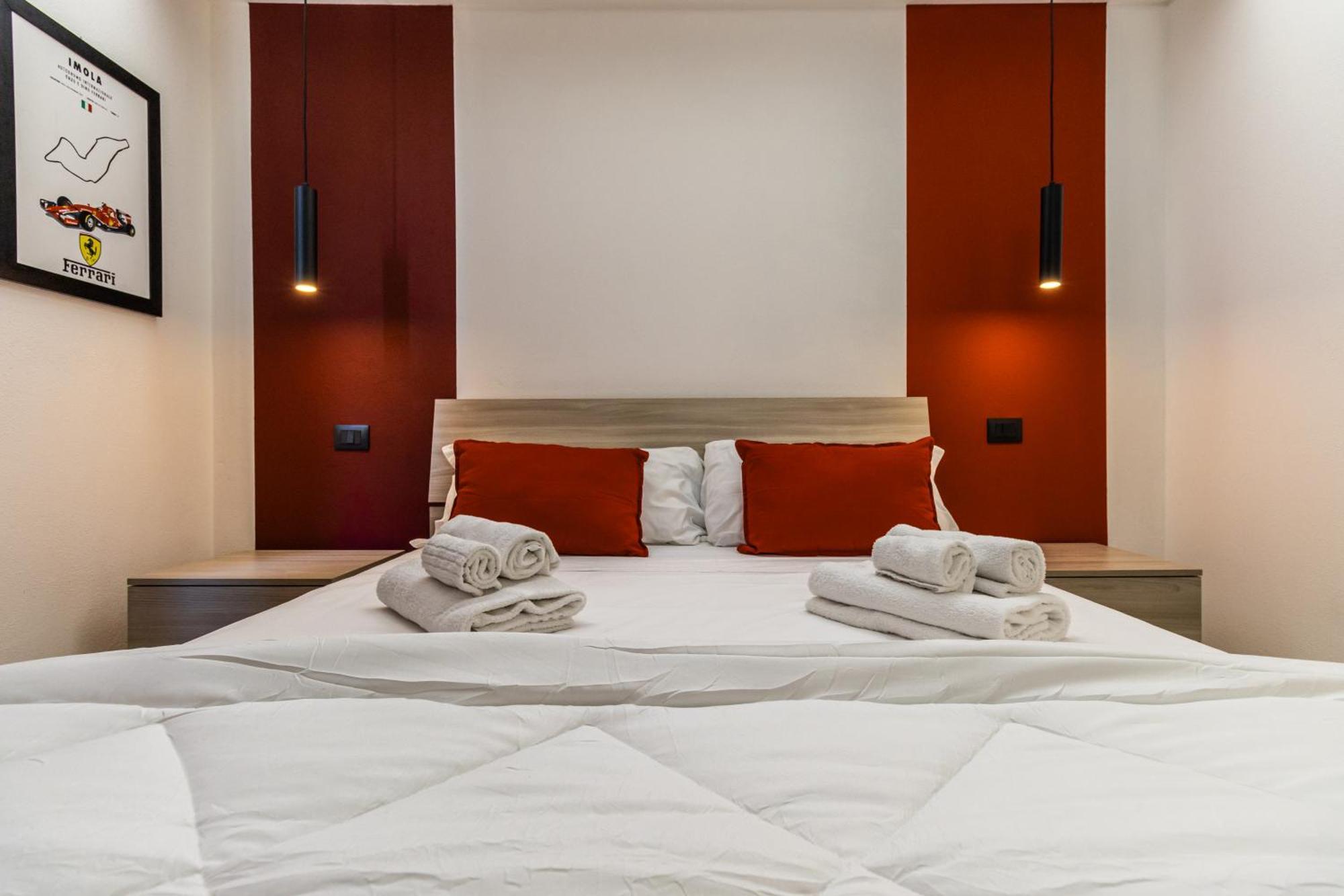 Apartment Enzo Ferrari Museum -wifi, Train Station And Parking Modena